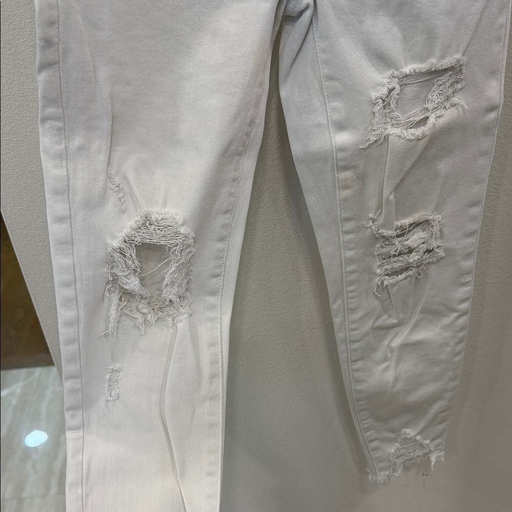 White Distressed American Eagle Jeans
